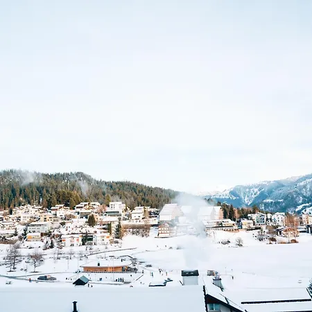 Alpine Mountains Scenic Retreat By Sea N' Rent Апартаменты *