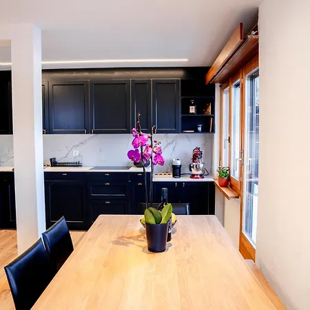 Alpine Mountains Scenic Retreat By Sea N' Rent *